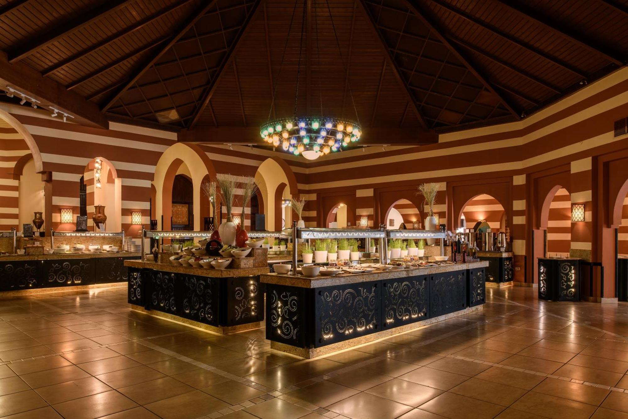Iberotel Redsina شرم الشيخ المظهر الخارجي الصورة The buffet at the Grand Hyatt Hotel, Amman, Jordan